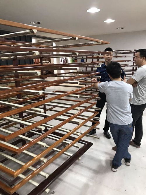 堡潤家具漆走訪山水紅木畫框等企業(yè)